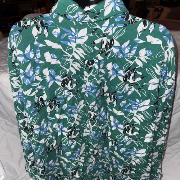 Eloquii Emerald Blouse - Picture 5 of 10